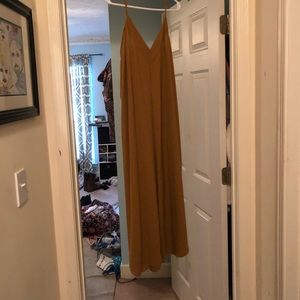 Mustard Eyeshadow jumper